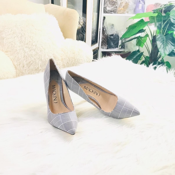 mackinJ Shoes - 🆕️👉Black White Plaid Pointed Toe Stiletto Heel